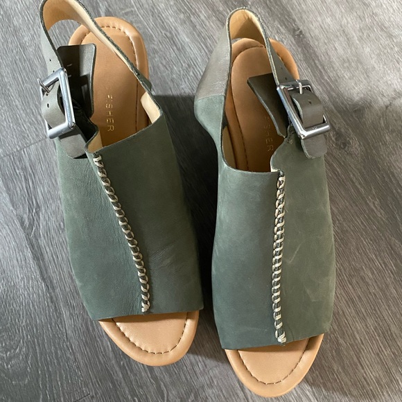 Marc Fisher Shoes - SALE Marc Fisher Sinthya Green Leather Wedge
